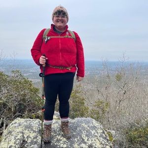 Meet your Posher, Annie